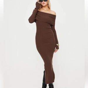 Elegant Off-Shoulder Brown Dress